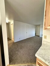 1328-1330 SW 17th St in Redmond, OR - Building Photo - Building Photo