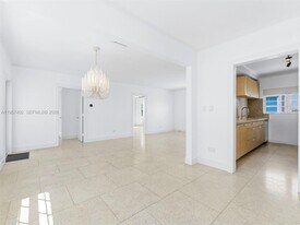 932 15th St in Miami Beach, FL - Building Photo