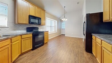 1329 Silver Maple Ln in Royse City, TX - Building Photo - Building Photo