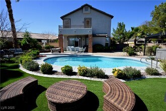 10161 Bentley Oaks Ave in Las Vegas, NV - Building Photo - Building Photo