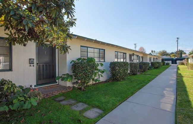 441-445 S Baldwin Ave in Arcadia, CA - Building Photo - Building Photo