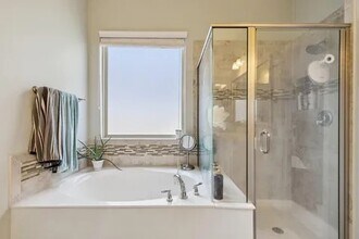 9721 Bodega Bay Rd in Fort Worth, TX - Building Photo - Building Photo