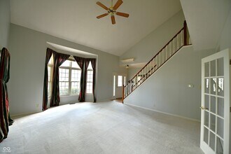 1402 Edinburgh Dr in Carmel, IN - Building Photo - Building Photo