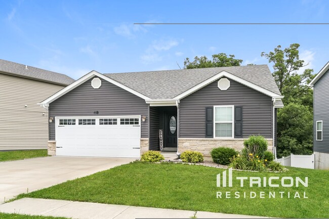 property at 48 Huntleigh Park Ct