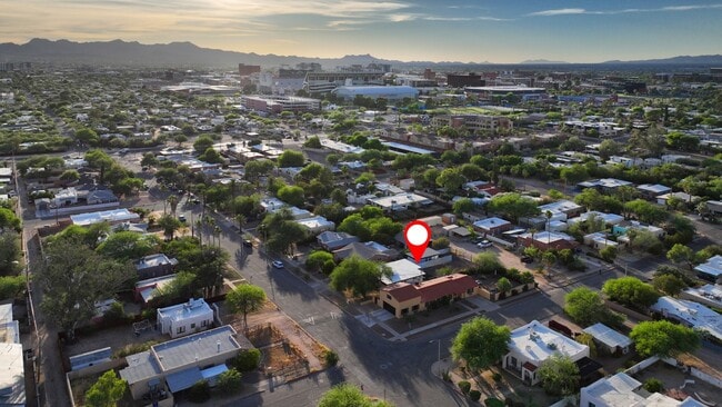 property at 2039 E 8th St