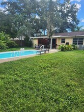 3515 Country Club Way S in St. Petersburg, FL - Building Photo - Building Photo