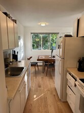 1200 Boylston Ave in Seattle, WA - Foto de edificio - Building Photo