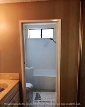 6 Marigold in Irvine, CA - Foto de edificio - Building Photo