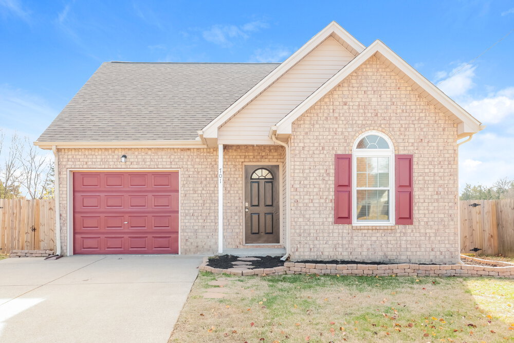 701 Clear Cir in Smyrna, TN - Building Photo