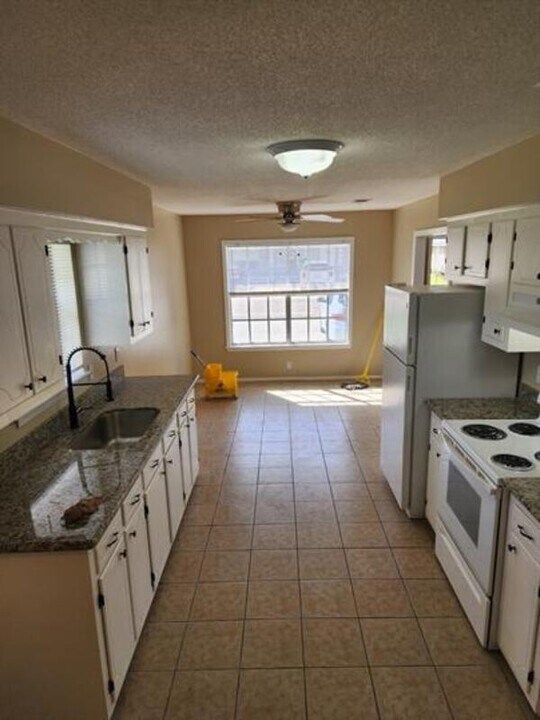 42421 Deluxe Lake Dr in Hammond, LA - Building Photo