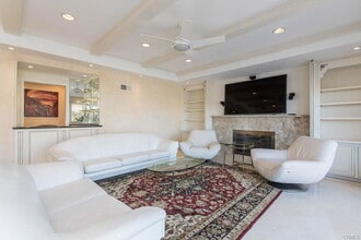 18301 Hampton Ct in Los Angeles, CA - Building Photo - Building Photo