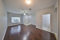 12970 Kings Crossing Dr in Gibsonton, FL - Building Photo - Building Photo