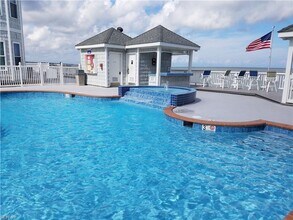 2312 Beach Haven Dr in Virginia Beach, VA - Foto de edificio - Building Photo