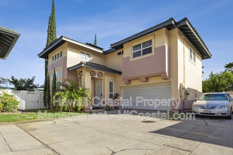 91-1068-1068 Lanakoi St in Kapolei, HI - Building Photo
