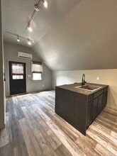 1413 Wabash Ave, Unit 2 in Mattoon, IL - Foto de edificio - Building Photo