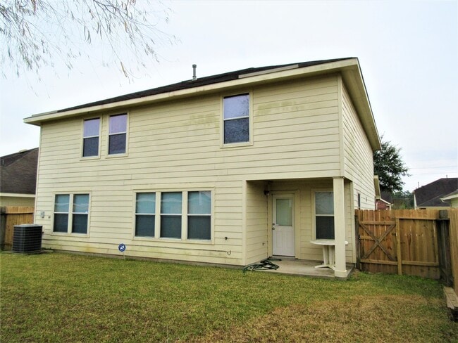 property at 11323 Harbour Lake Ct