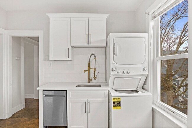 9 Sumner Square in Boston, MA - Building Photo - Building Photo