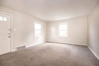 12205 Marne Ave in Cleveland, OH - Building Photo - Building Photo