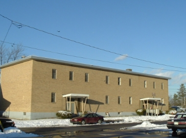 Edmond Terrace in Manchester, NH - Foto de edificio - Building Photo