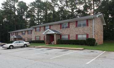 West Burke Apartments in Stockbridge, GA - Building Photo - Building Photo