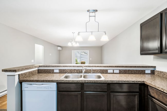 1243 Terrace Dr in Traverse City, MI - Building Photo - Building Photo