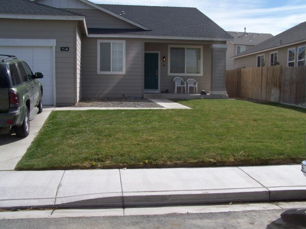 1648 Picetti Way in Fernley, NV - Building Photo