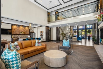 The Aston at University Place in Orem, UT - Foto de edificio - Building Photo