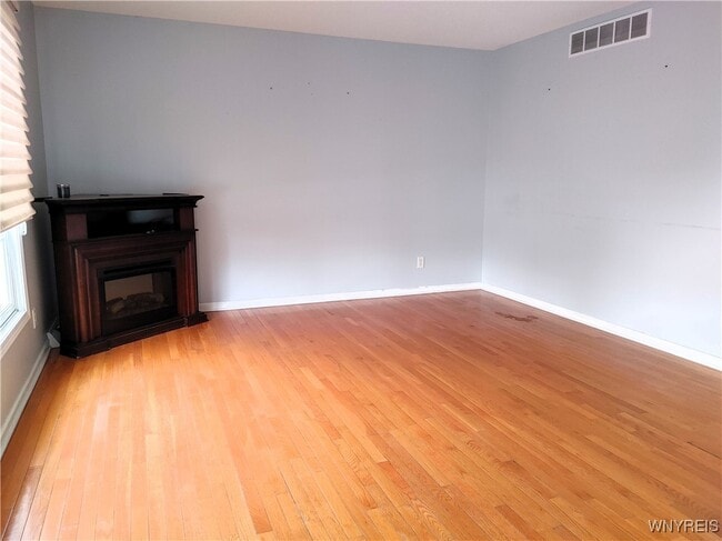 579 Homestead Dr in North Tonawanda, NY - Building Photo - Building Photo
