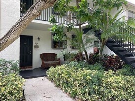 1250 S Military Trail, Unit 1613 in Deerfield Beach, FL - Building Photo