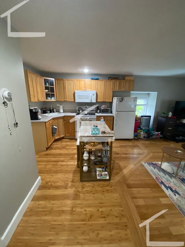 property at 52 Port Norfolk St