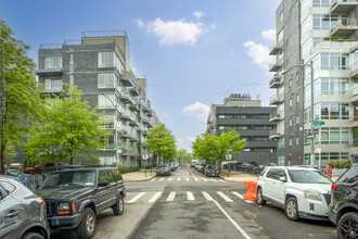 36 Eckford St in Brooklyn, NY - Building Photo - Building Photo