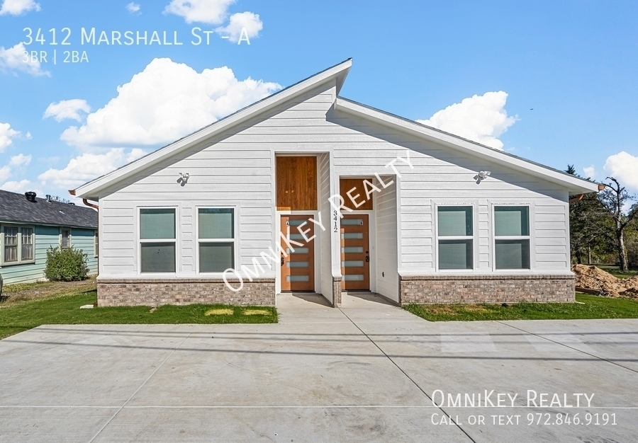 3412 Marshall St in Greenville, TX - Building Photo