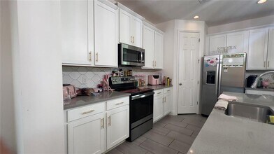 5058 Down Ct in St. Cloud, FL - Building Photo - Building Photo