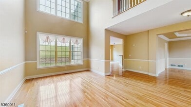 104 Briar Ct in Hamburg, NJ - Building Photo - Building Photo