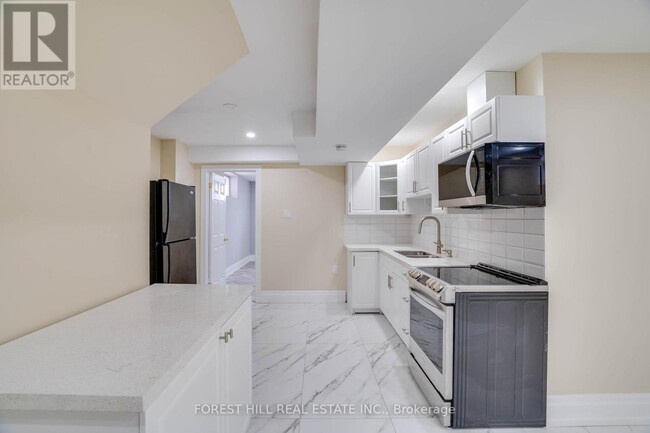 51 Foxwell St in Toronto, ON - Building Photo - Building Photo