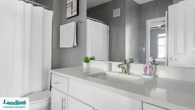 100 Peyton Pl SW, Unit 4208 in Atlanta, GA - Foto de edificio - Building Photo