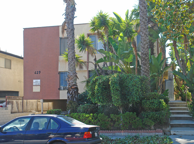 629 N Hayworth Ave in Los Angeles, CA - Building Photo - Building Photo