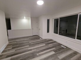 2645 N 370 E in North Logan, UT - Building Photo