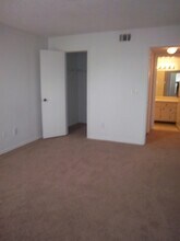 4606 Commander Dr in Orlando, FL - Foto de edificio - Building Photo