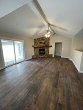 2101 W Outer Hwy 61 in Moscow Mills, MO - Building Photo - Building Photo