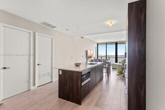 480 NE 31st St in Miami, FL - Building Photo - Building Photo
