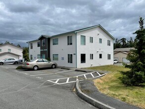 Pacific Crest in Oak Harbor, WA - Building Photo - Building Photo