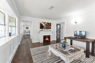 22425 Augusta Dr in Huntsville, TX - Building Photo - Building Photo