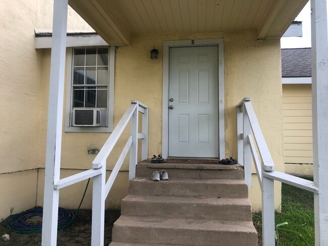 2903 N U.S. Hwy 281 in Burnet, TX - Building Photo - Building Photo