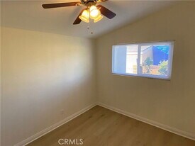 19137 Pleasantdale St in Santa Clarita, CA - Building Photo