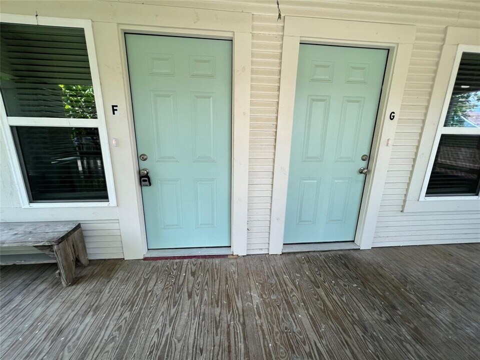 6708 Avenue I-Unit -G in Houston, TX - Building Photo