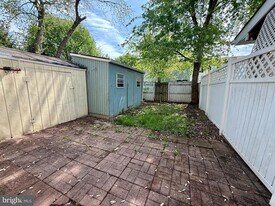 75 Grand Dr in Taneytown, MD - Building Photo