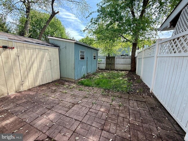 property at 75 Grand Dr