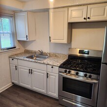 1144 Shadycrest Dr in Pittsburgh, PA - Building Photo - Building Photo