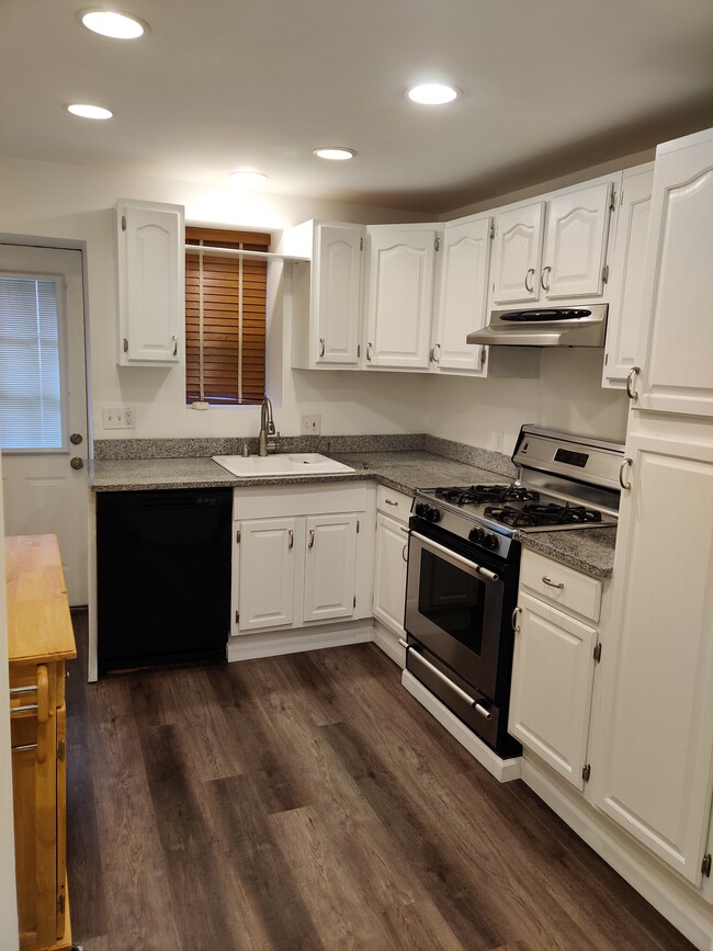 2312 S Colorado St in Philadelphia, PA - Building Photo - Building Photo